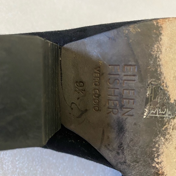 Eileen Fisher Black Suede Block Heels size 9.5 - Picture 7 of 7